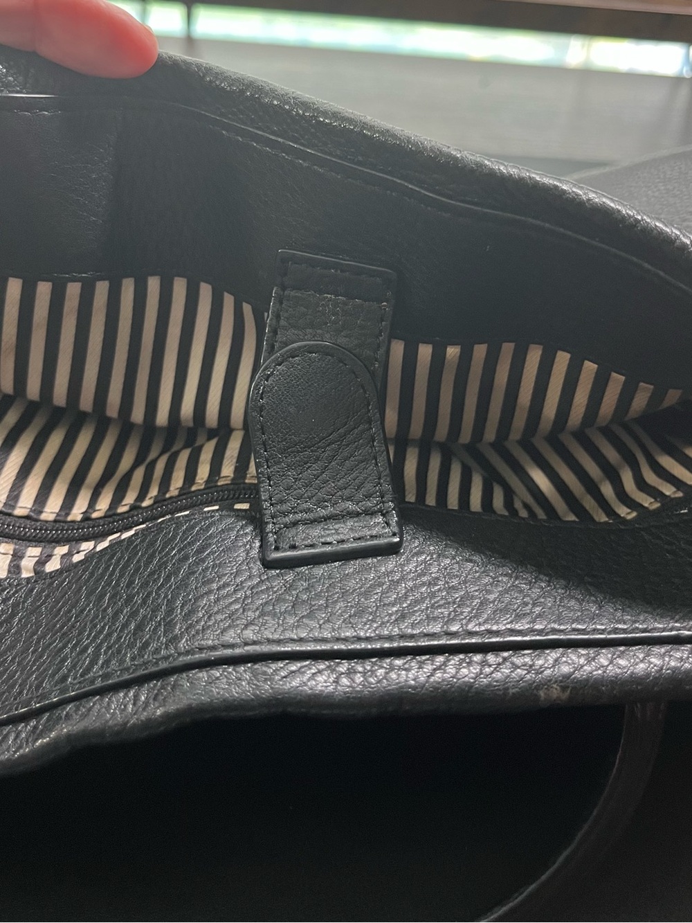 kate spade Cobble Hill Andee Chain-Handle Black Leather Shoulder Tote - Picture 9 of 14